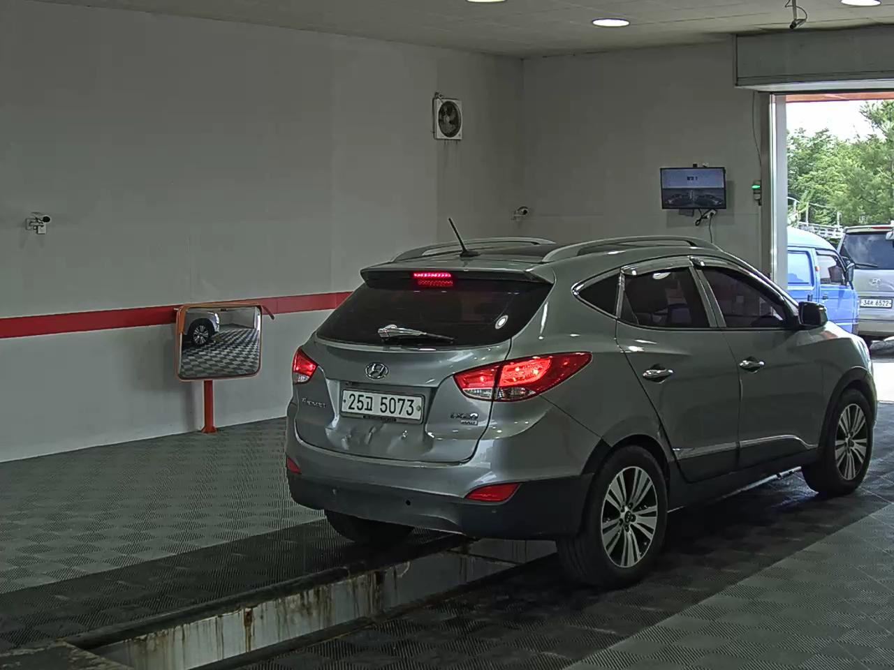 2012 - hyundai tucson