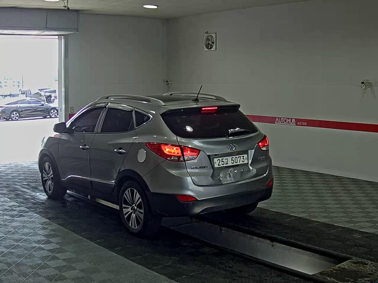 2012 - hyundai tucson