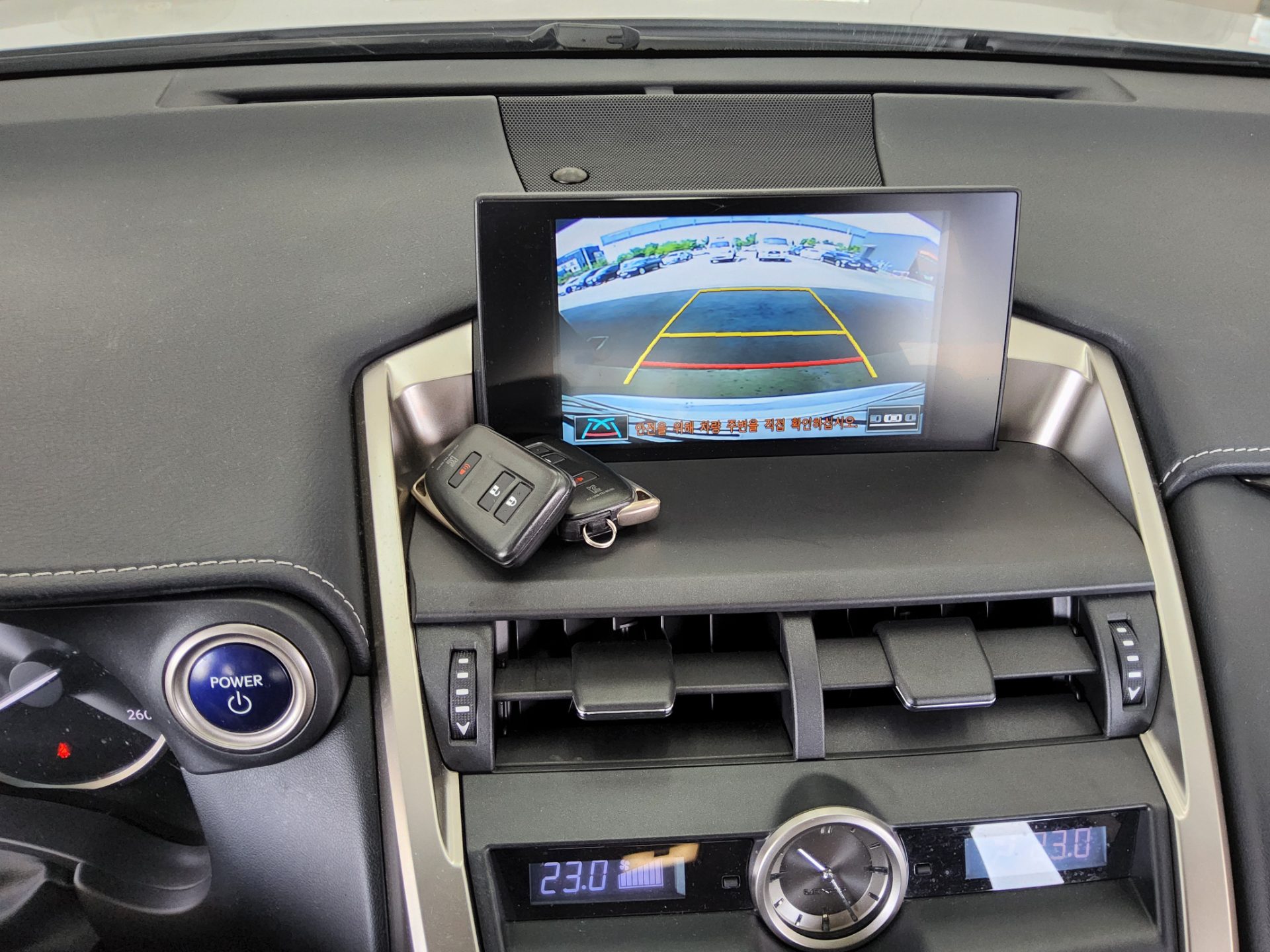 2017 - lexus nx