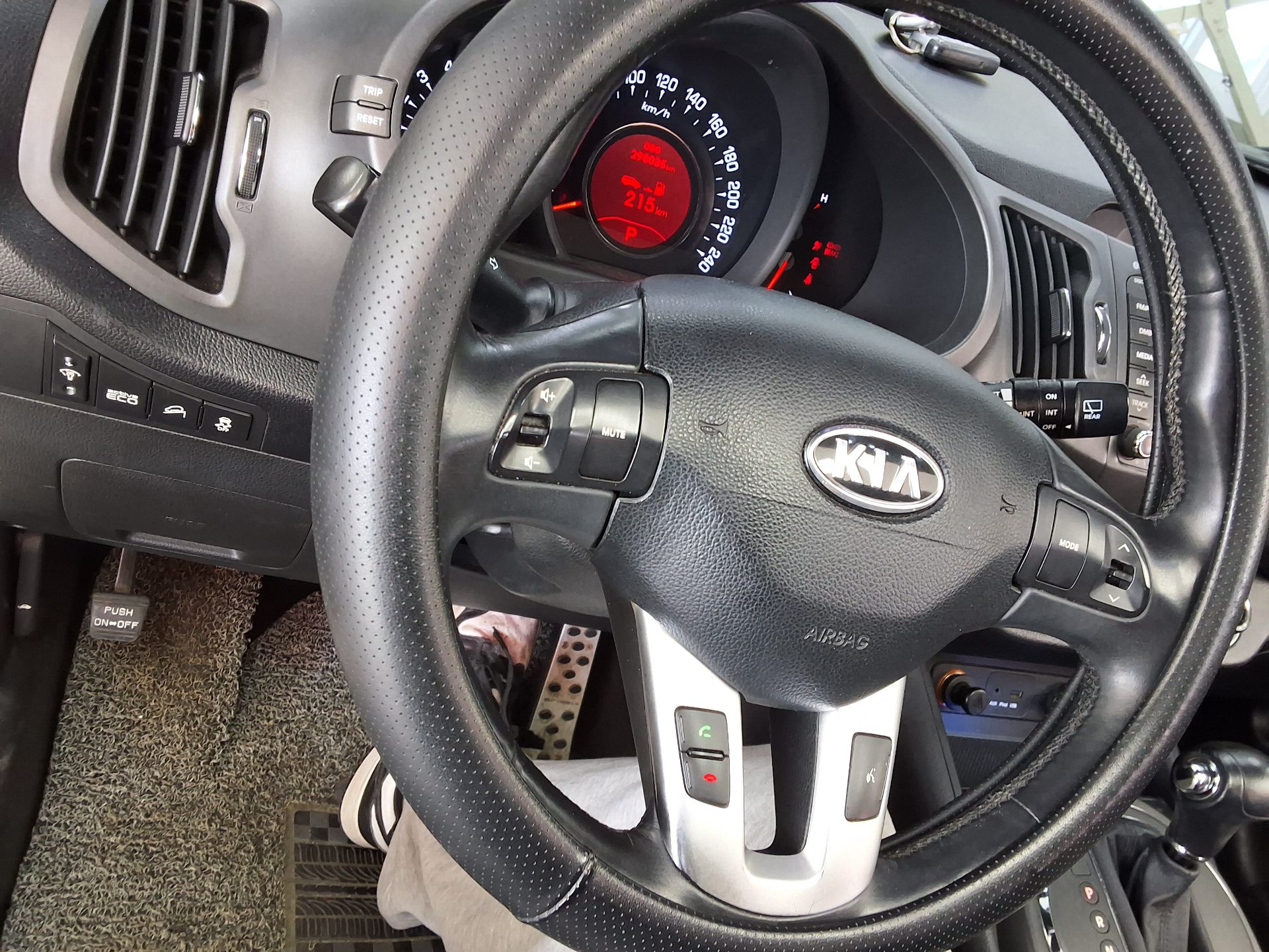 2011 - kia sportage