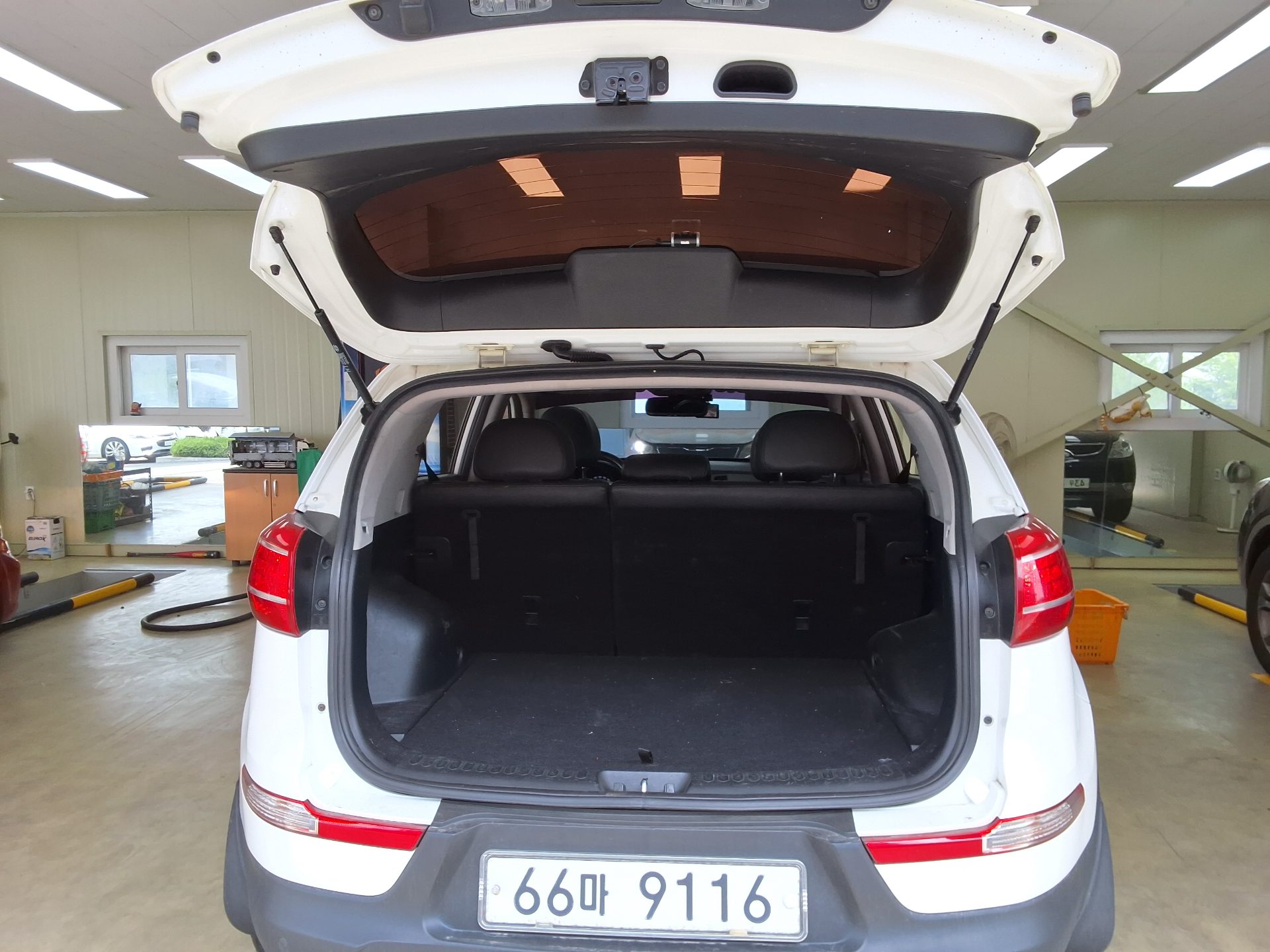 2011 - kia sportage