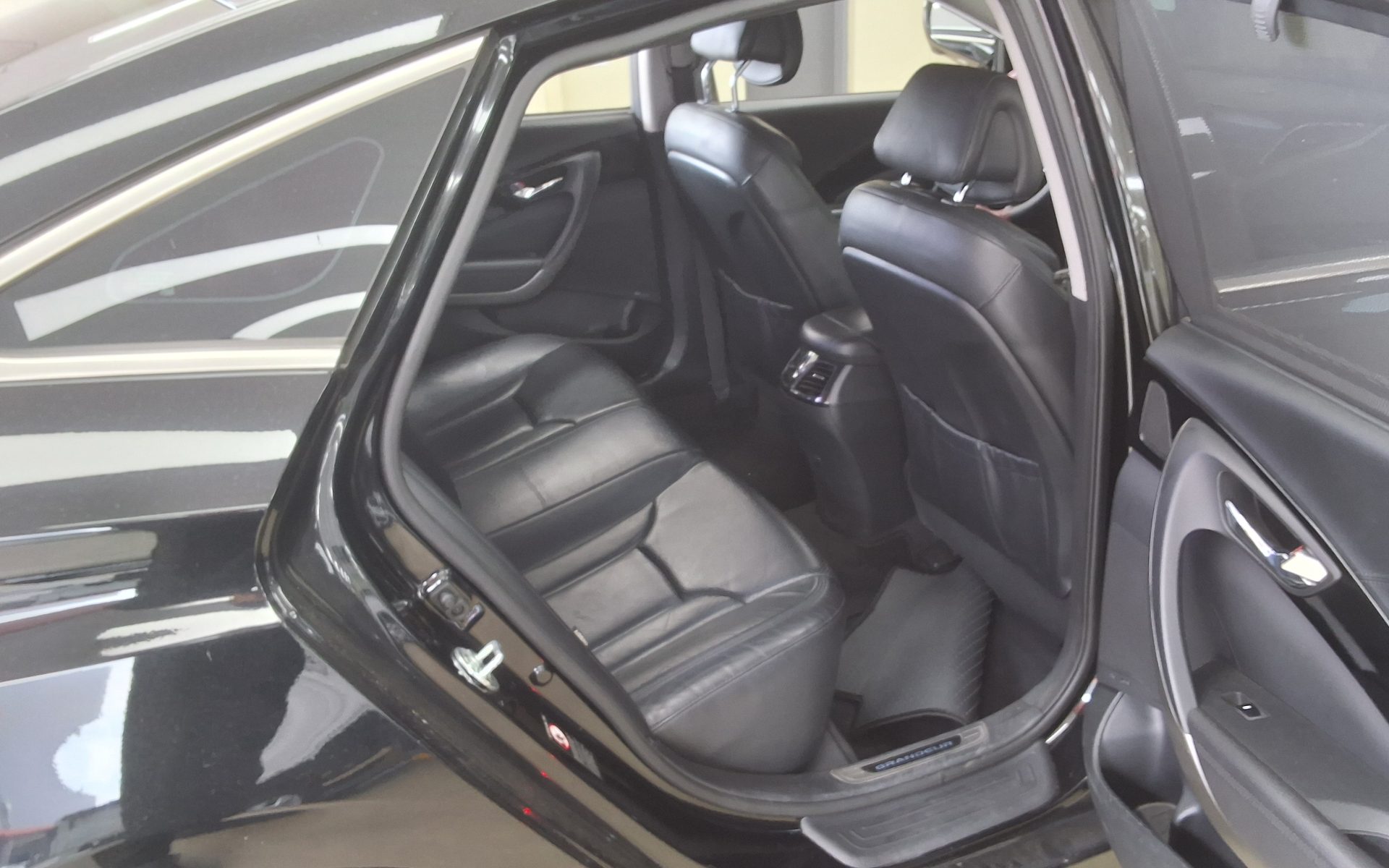2016 - hyundai grandeur