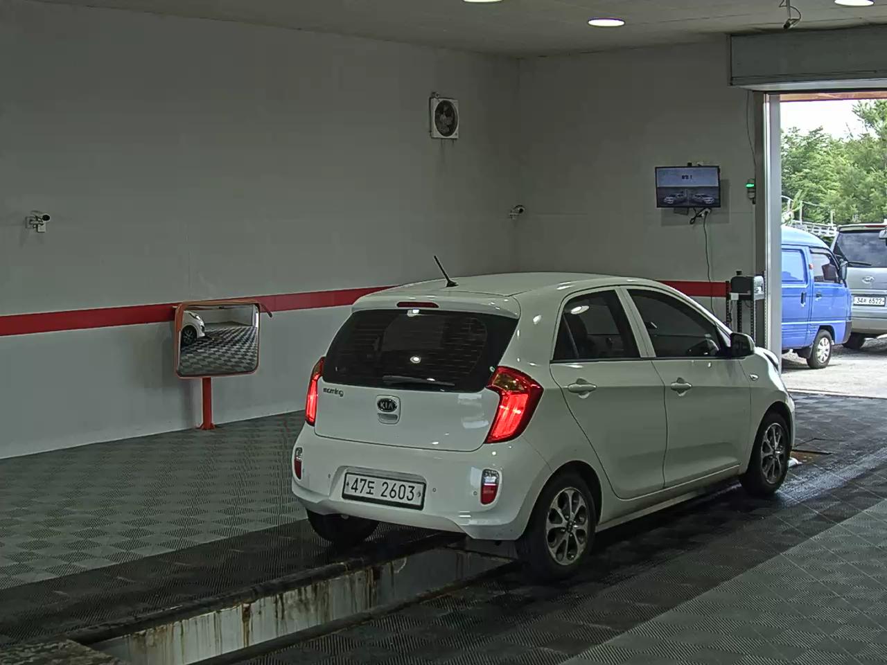 2012 - kia morning