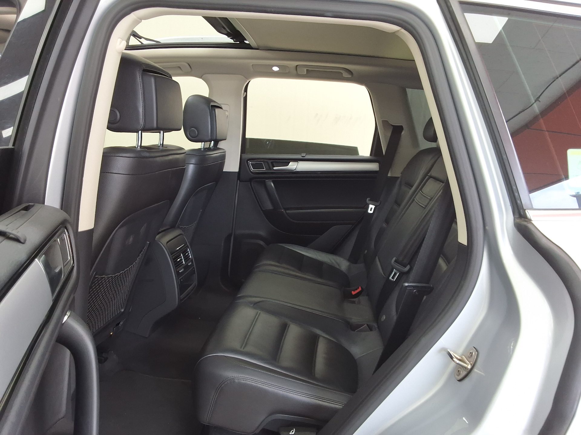 2015 - volkswagen touareg