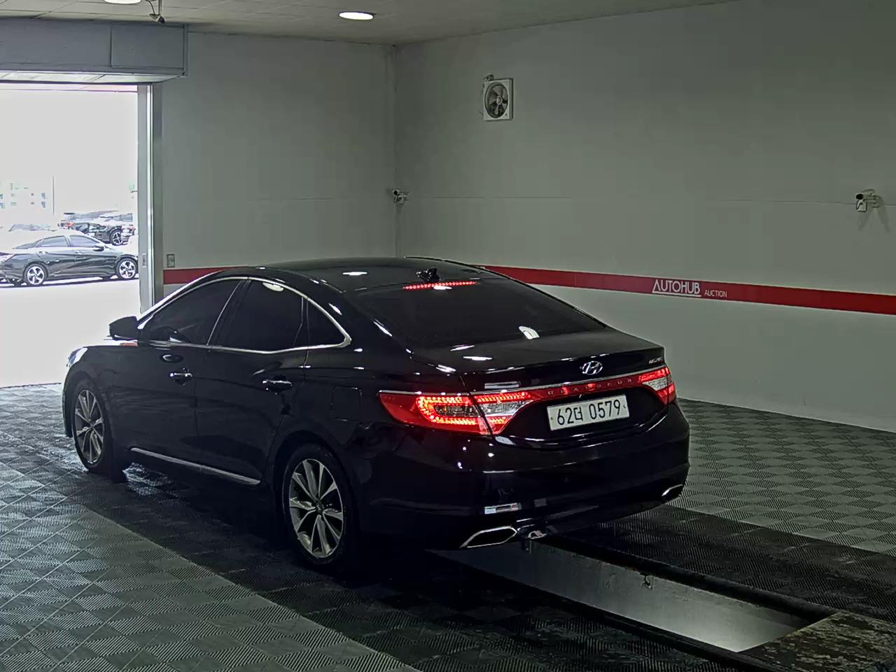 2016 - hyundai grandeur
