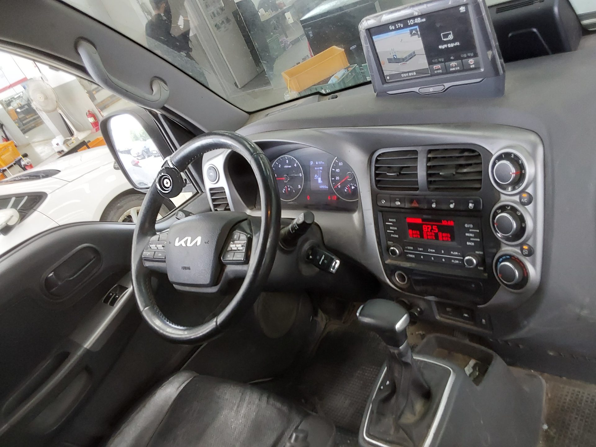 2022 - kia bongo