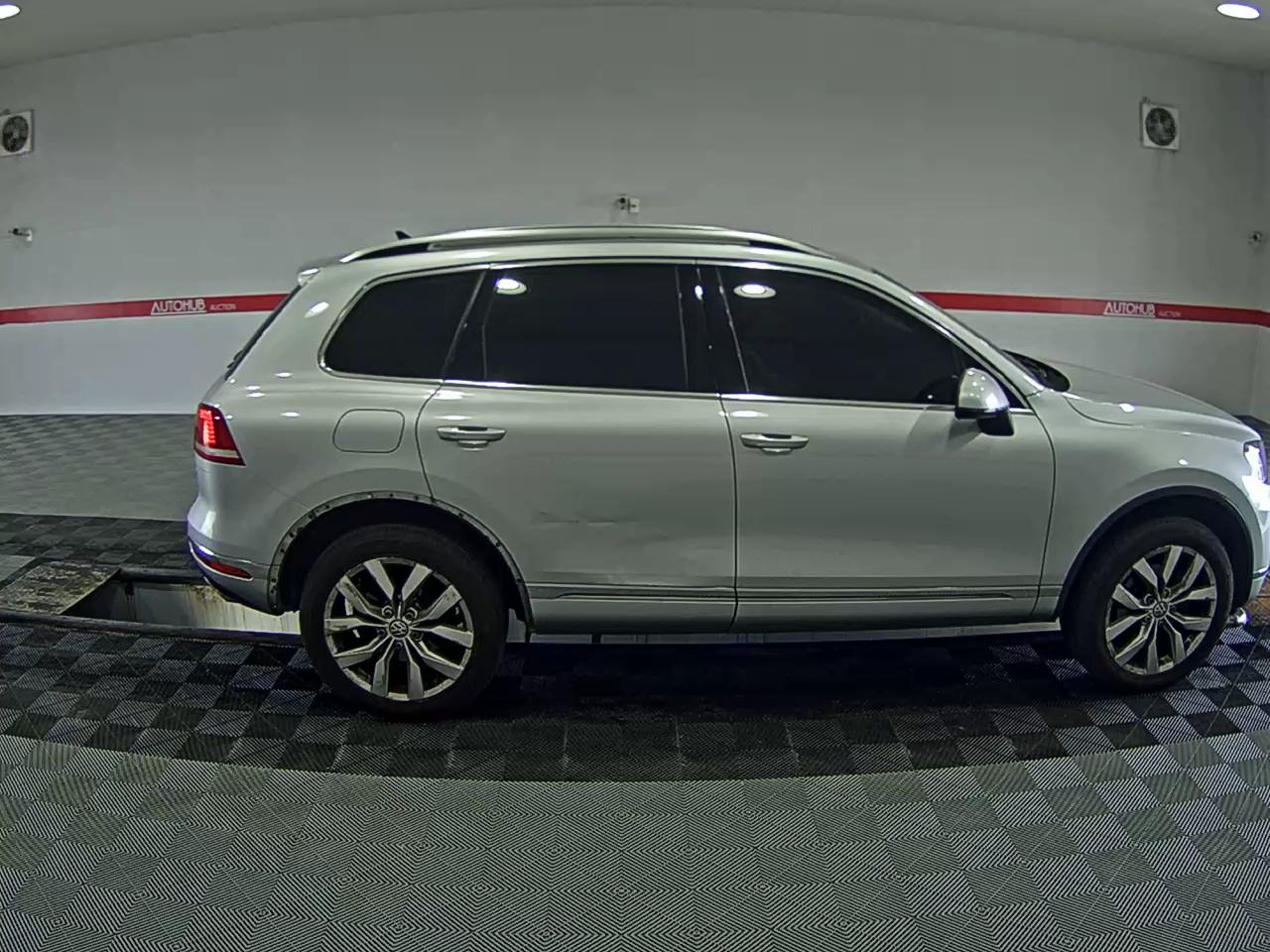 2015 - volkswagen touareg