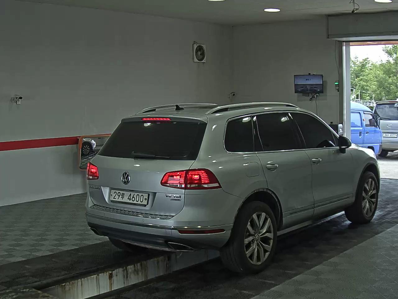 2015 - volkswagen touareg