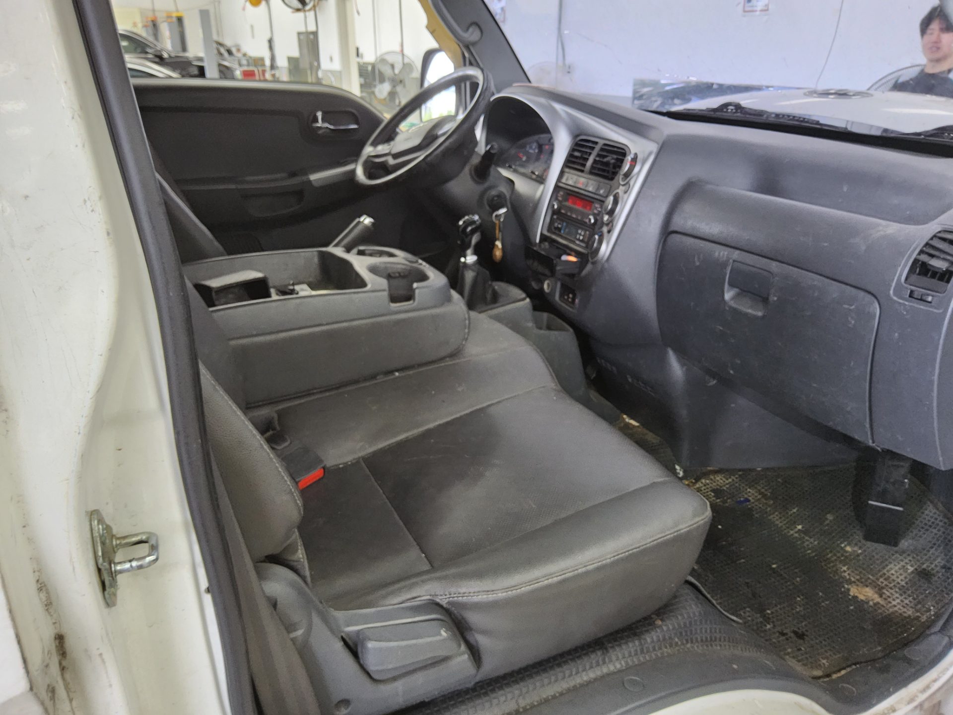 2017 - kia bongo