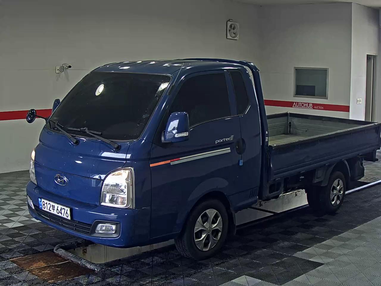 HYUNDAI PORTER II SUPER CAB EXTRA WHEELBASE