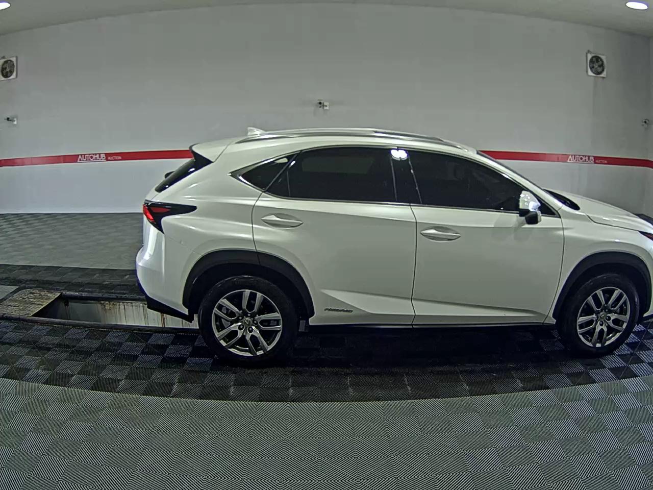 2017 - lexus nx