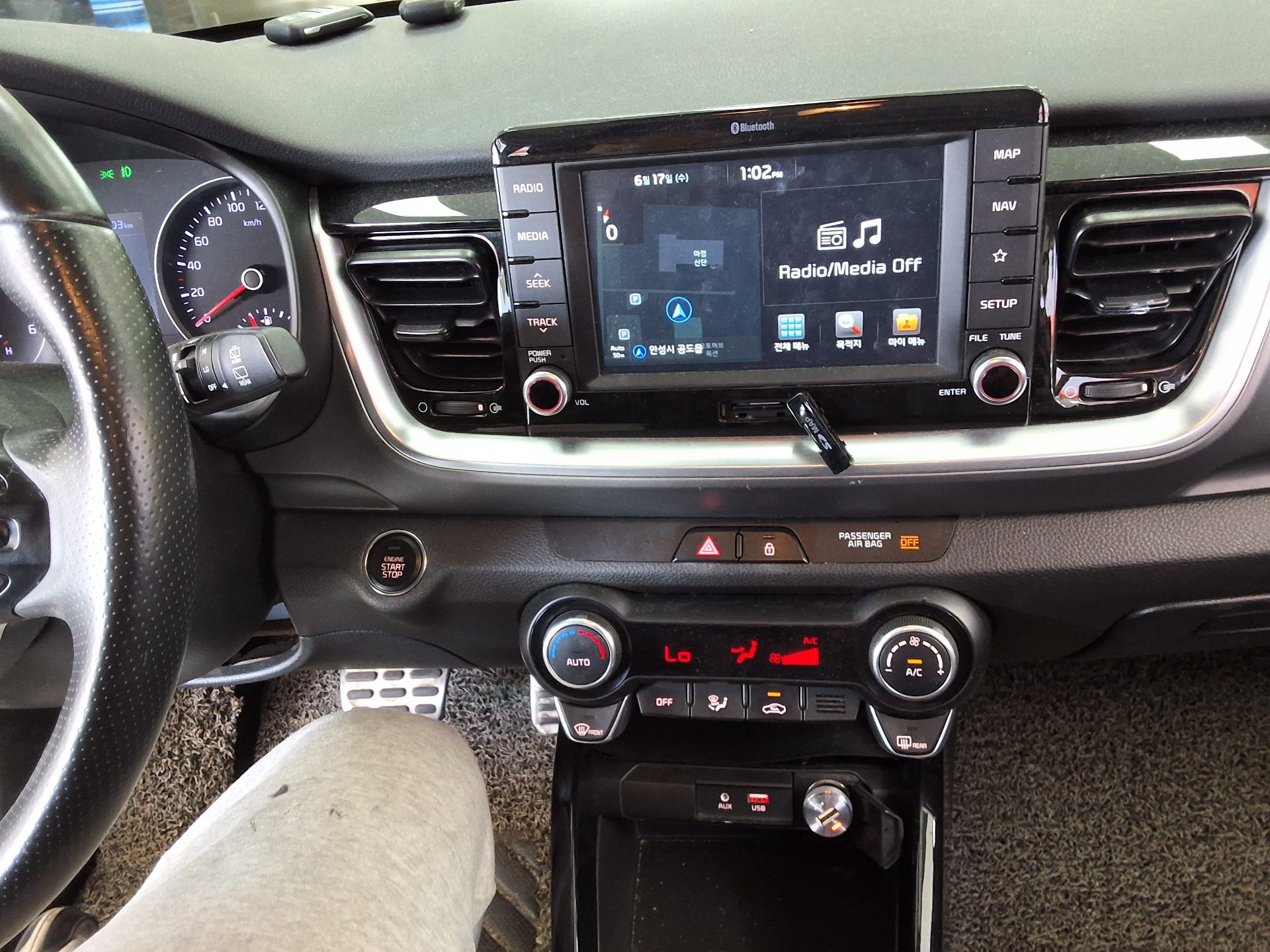 2018 - kia stonic