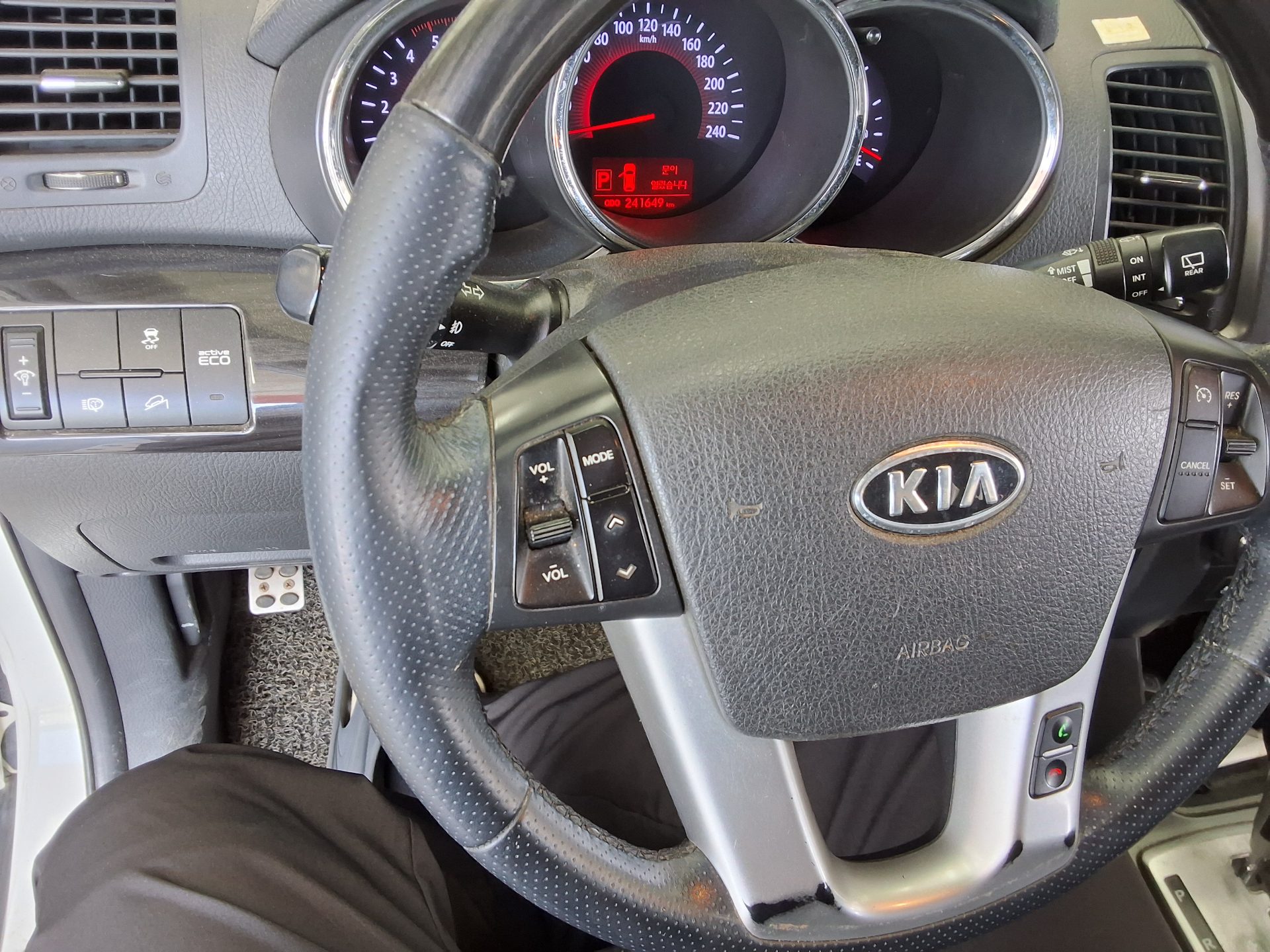 2011 - kia sorento