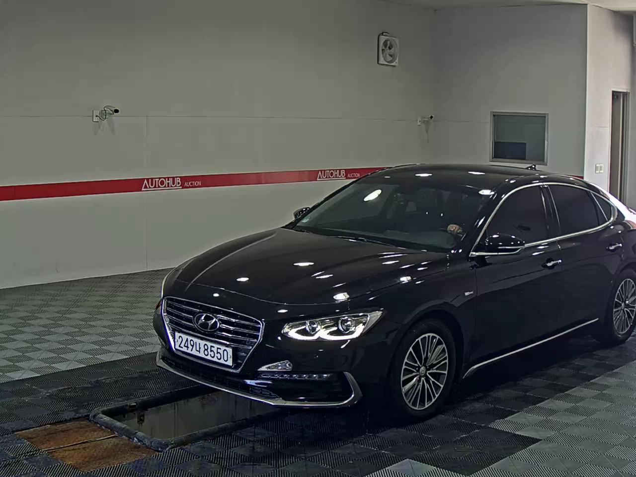 2018 - hyundai grandeur