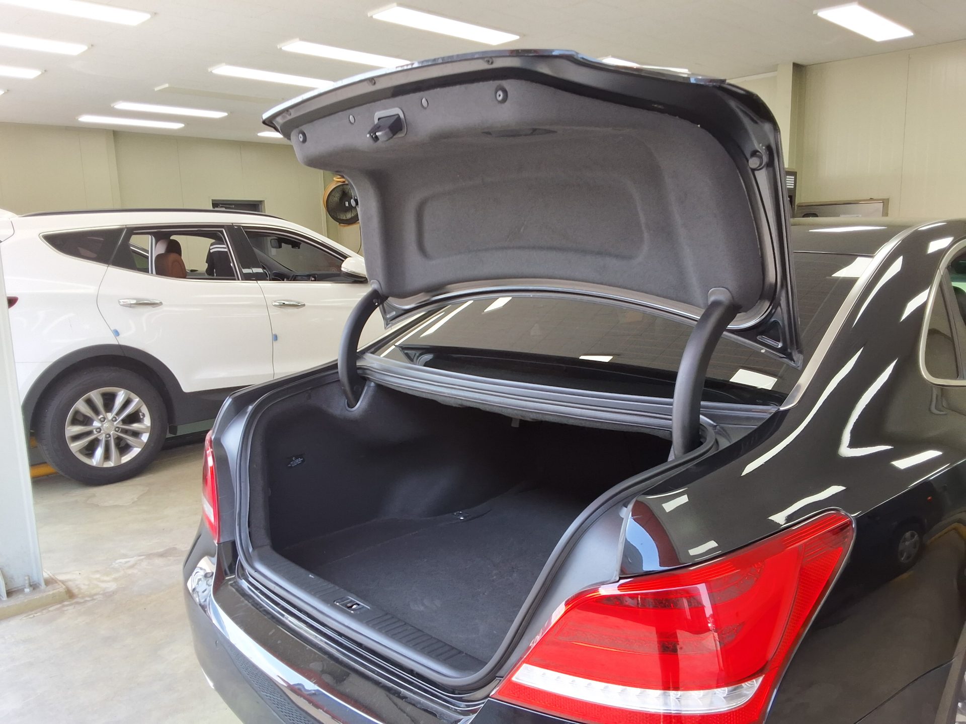 2015 - hyundai equus