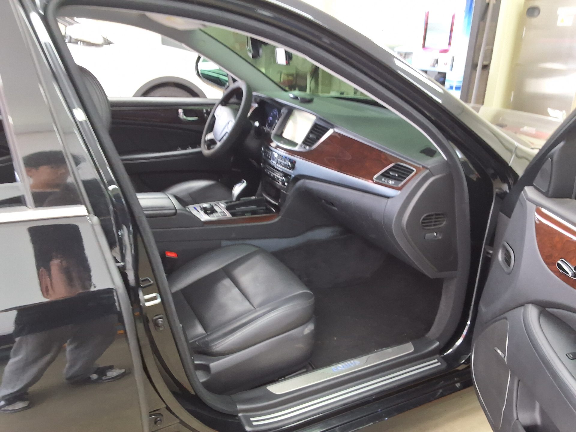 2015 - hyundai equus