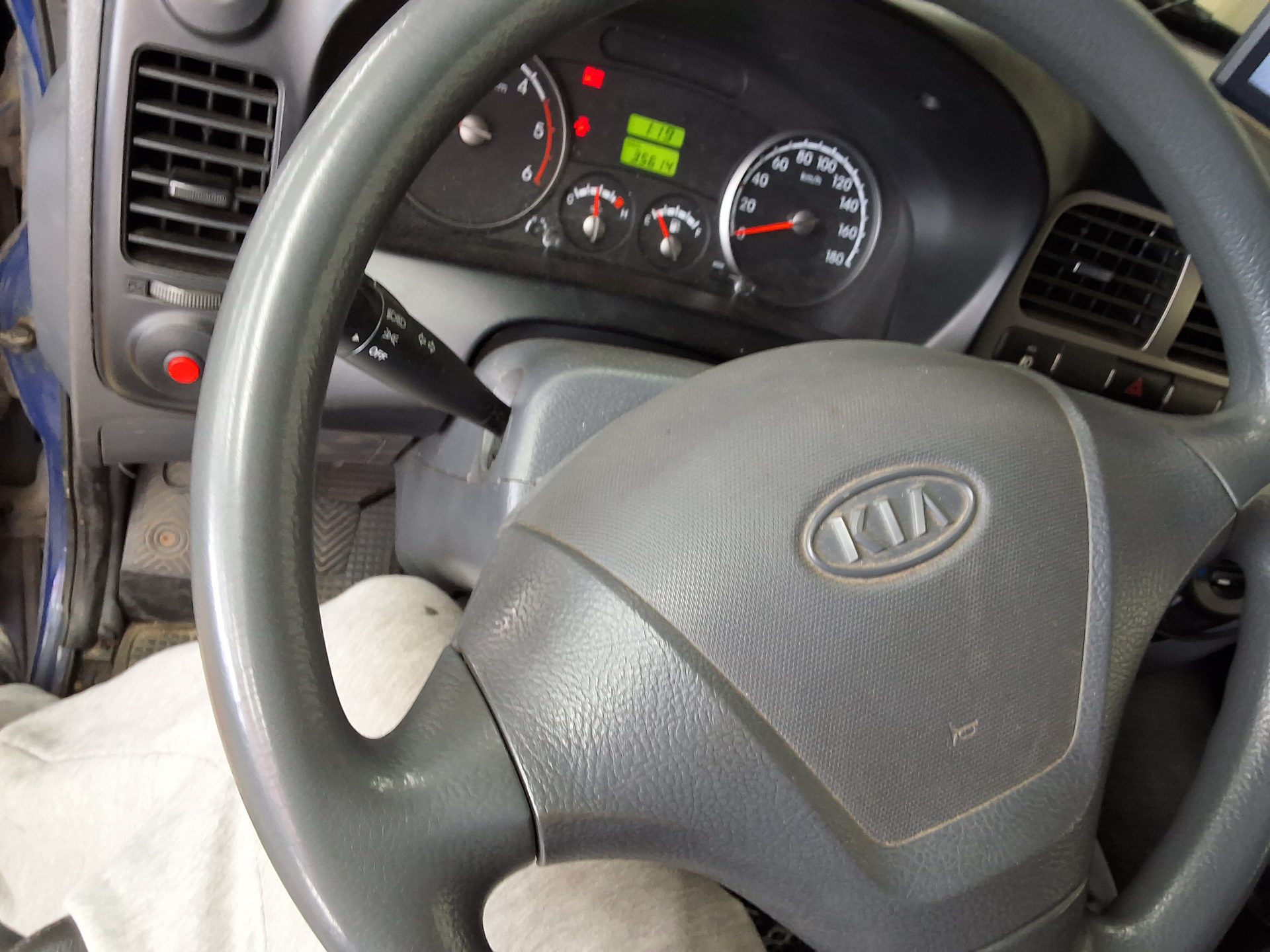 2010 - kia bongo
