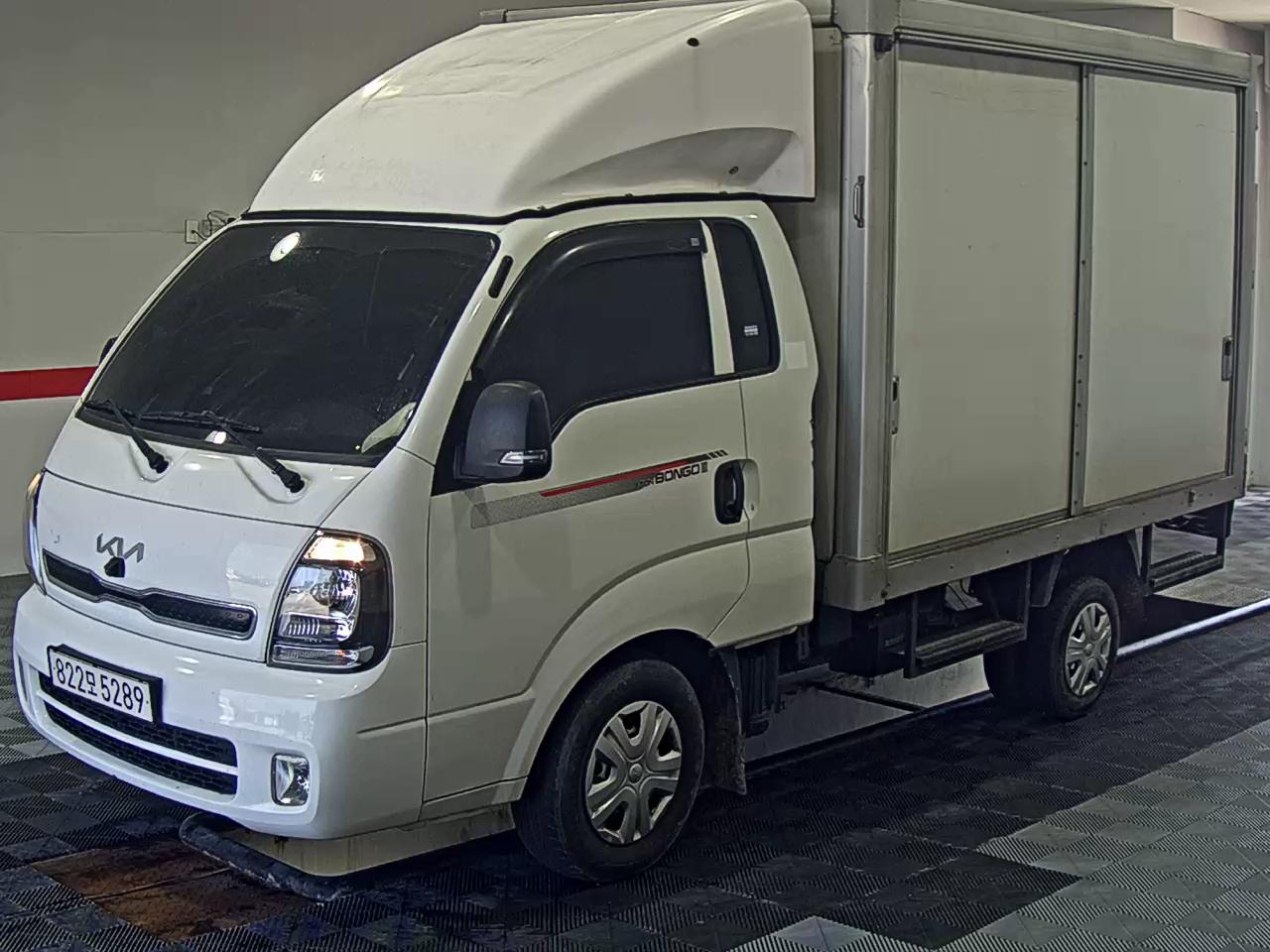 KIA BONGO III CARGO 1 TON KING CAB EXTRA WHEELBASE