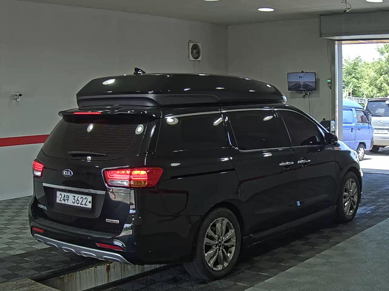 2015 - kia carnival