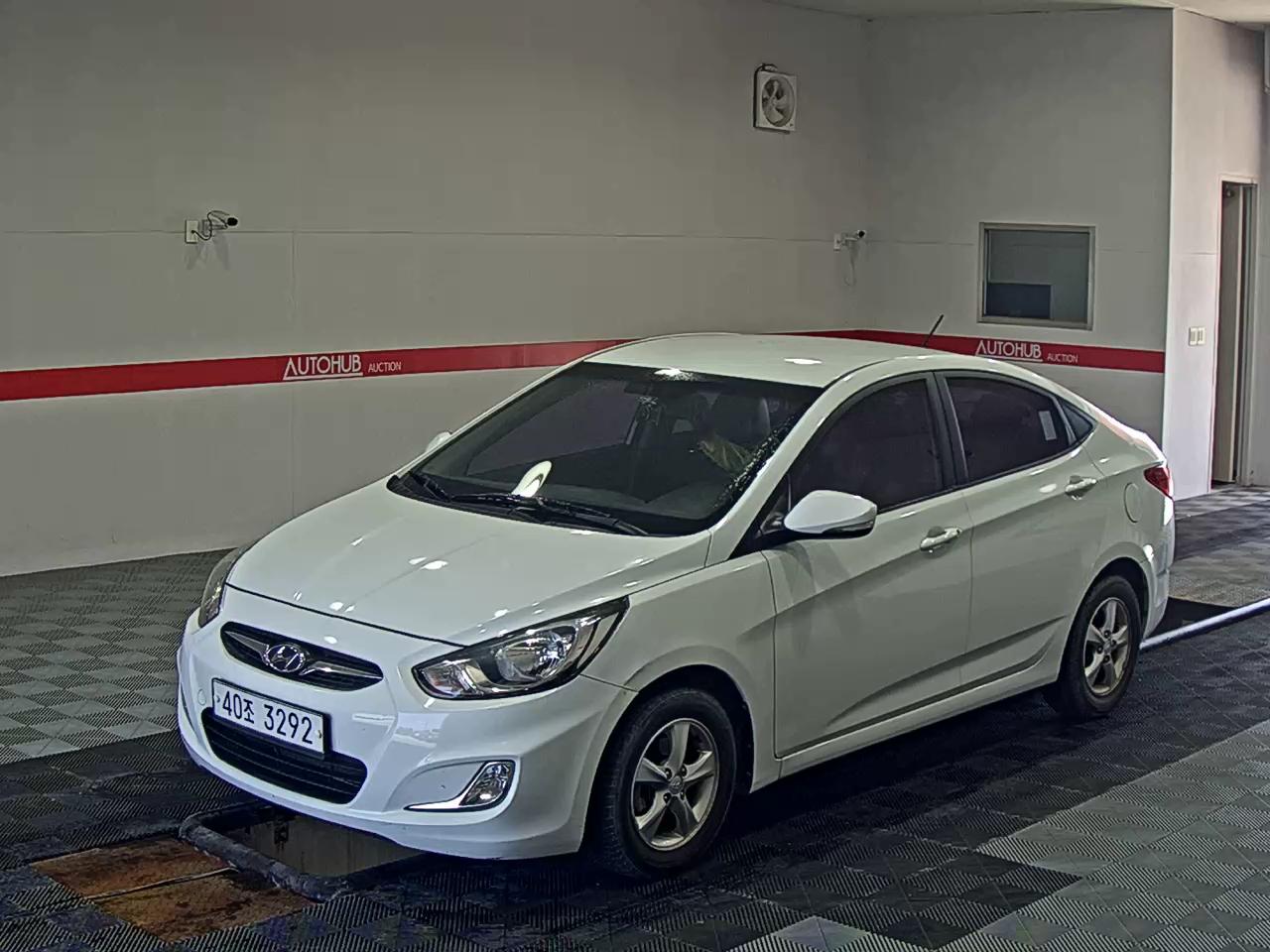 HYUNDAI ACCENT VVT