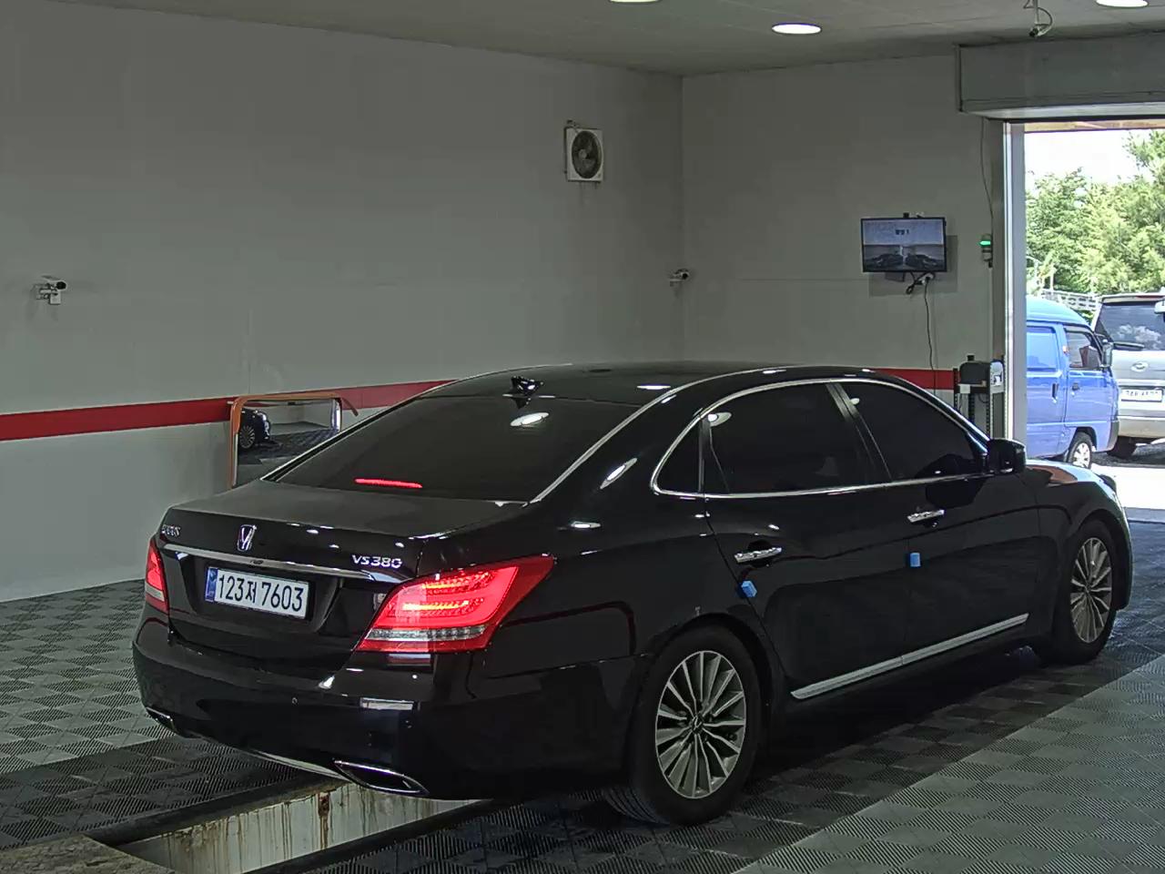 2015 - hyundai equus