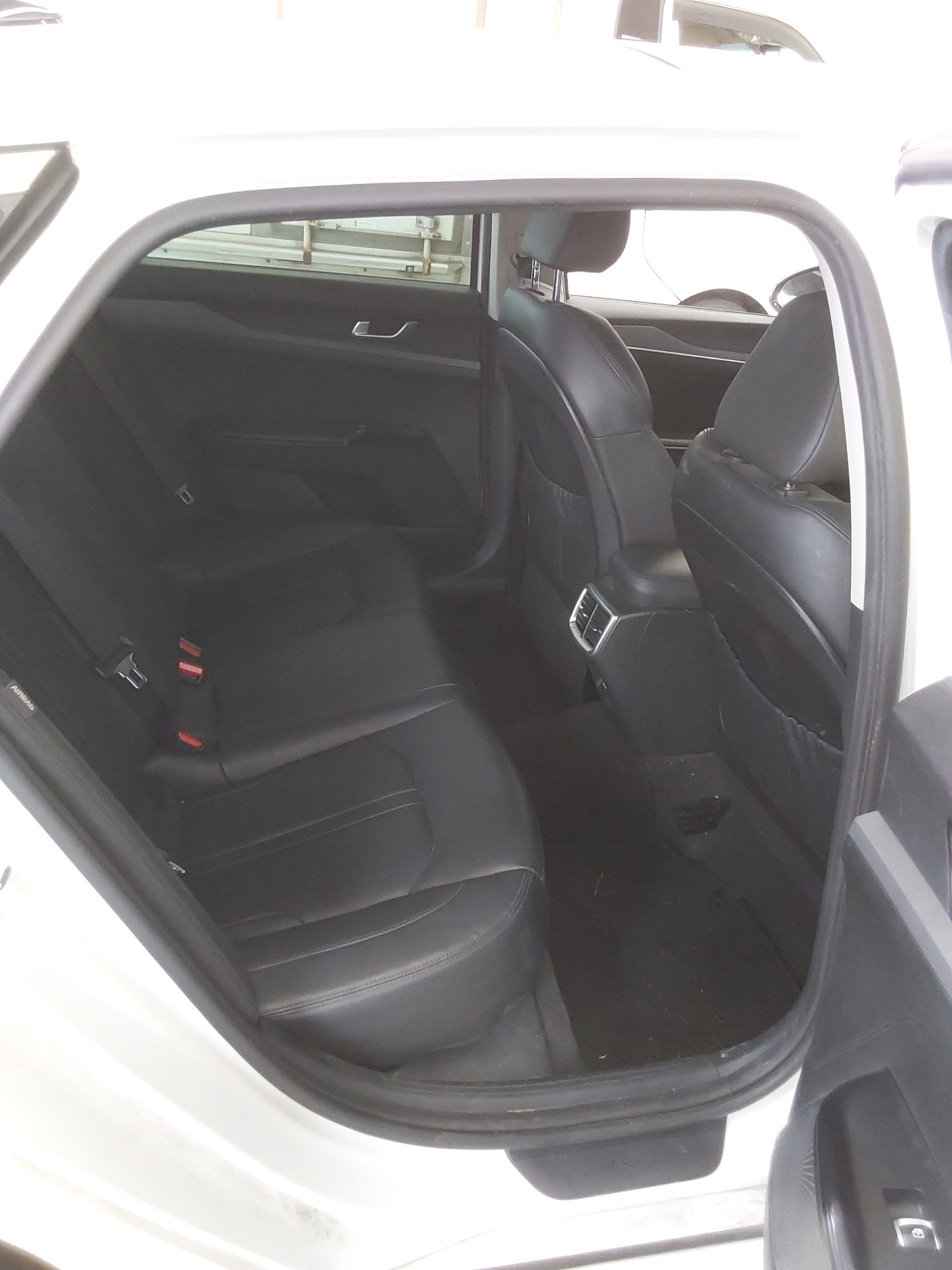 2021 - kia k5