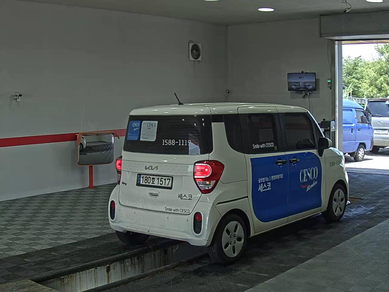 2022 - kia ray