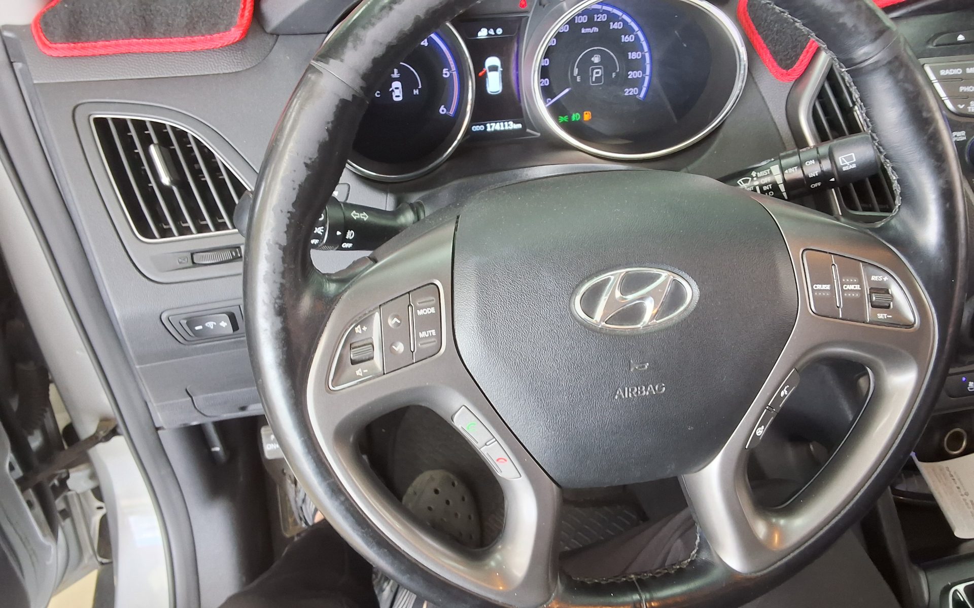 2014 - hyundai tucson