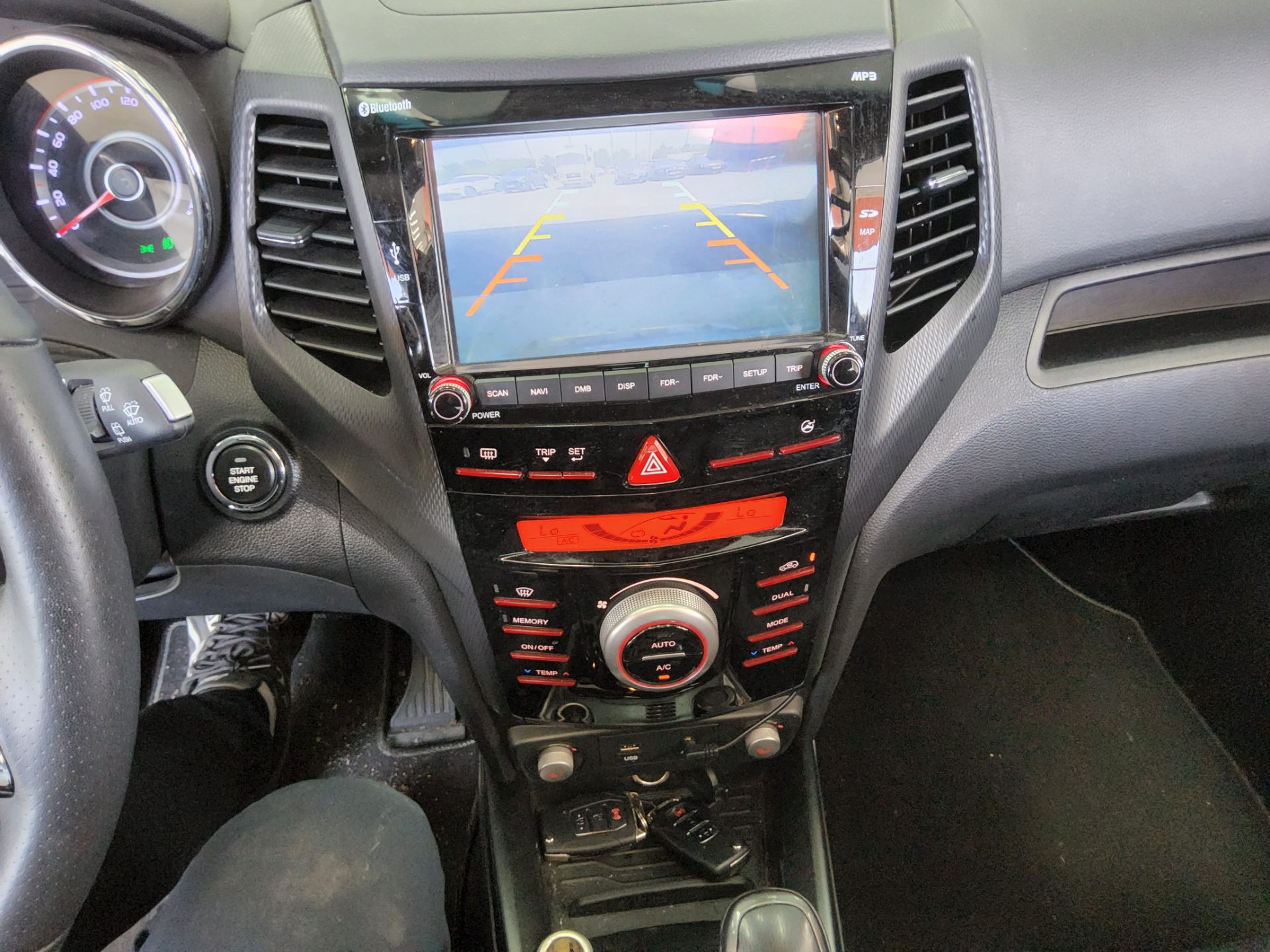 2017 - ssangyong tivoli