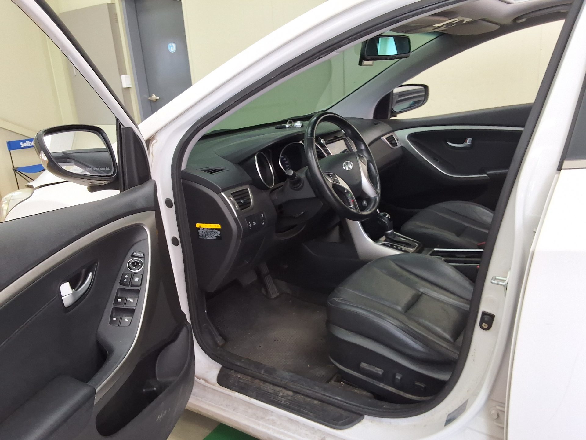 2014 - hyundai i30