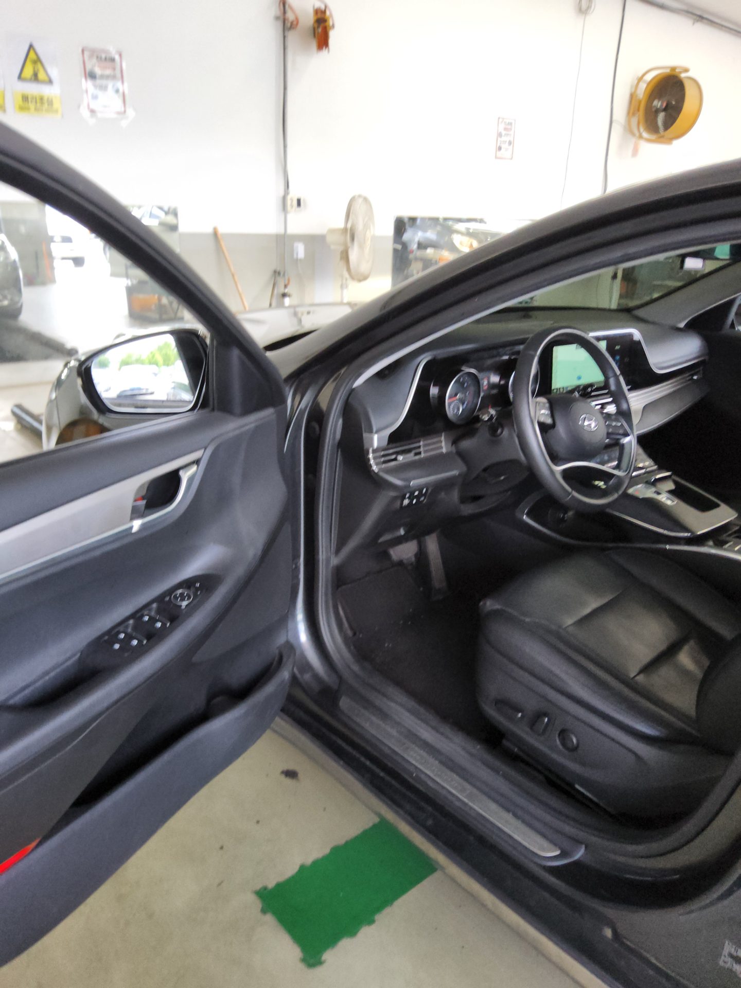 2022 - hyundai grandeur