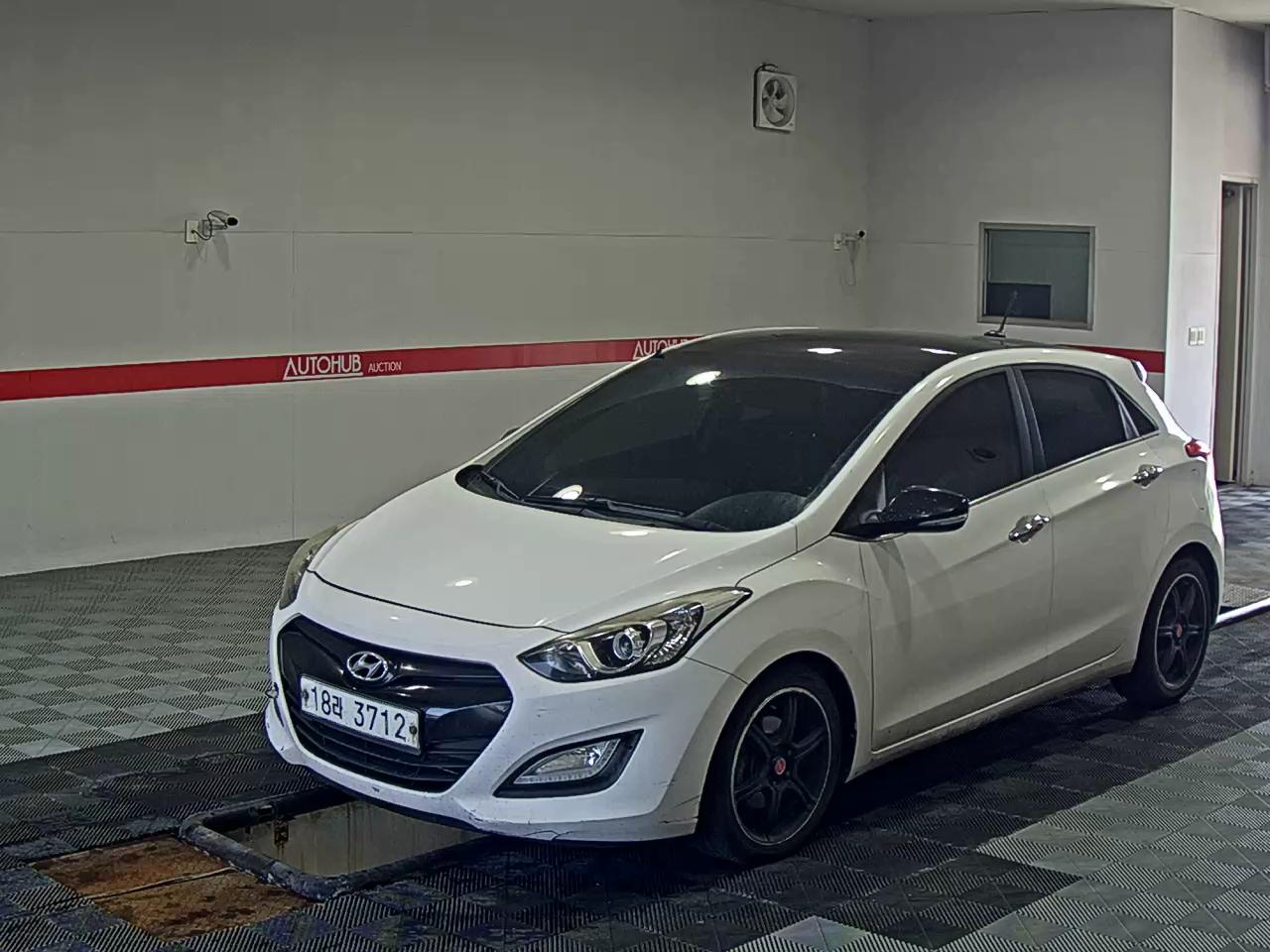 2014 - hyundai i30