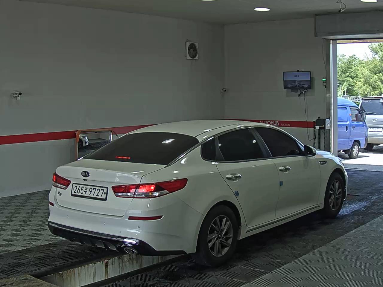 2020 - kia k5