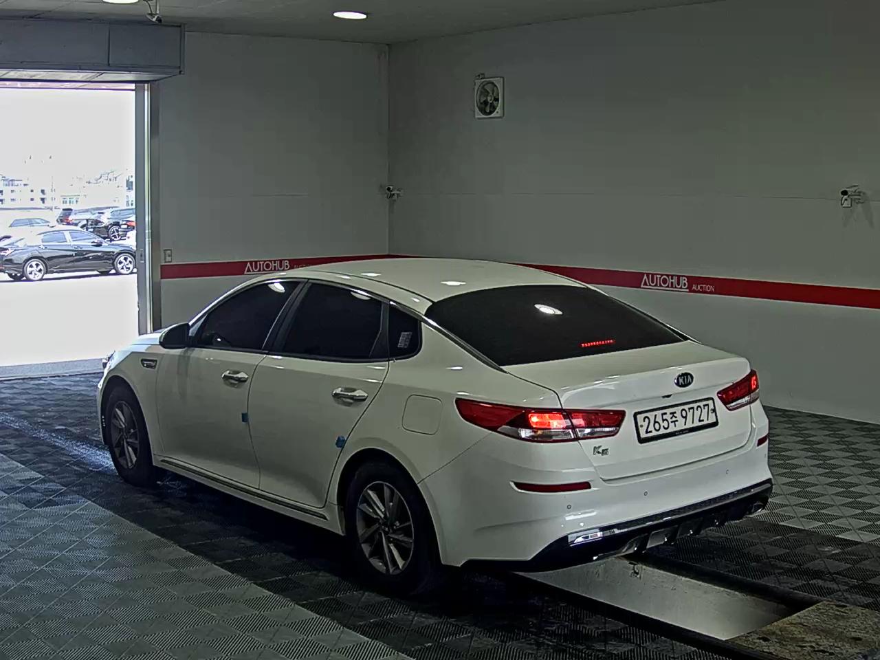 2020 - kia k5