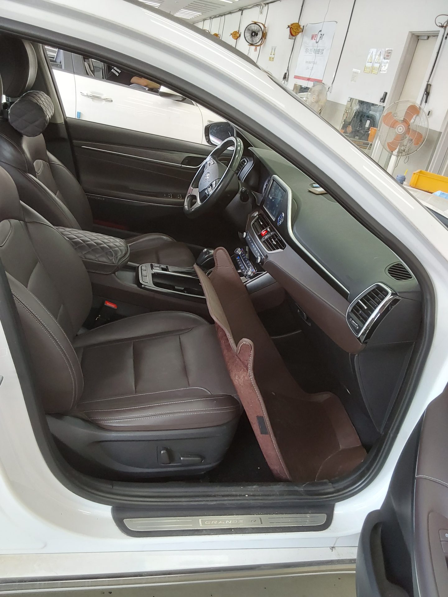 2019 - hyundai grandeur