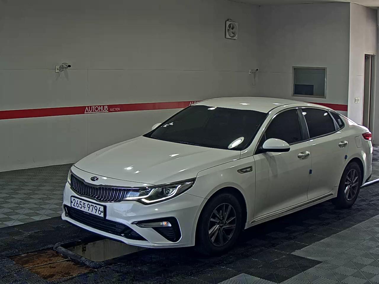 KIA K5 LPI RENTAL CAR