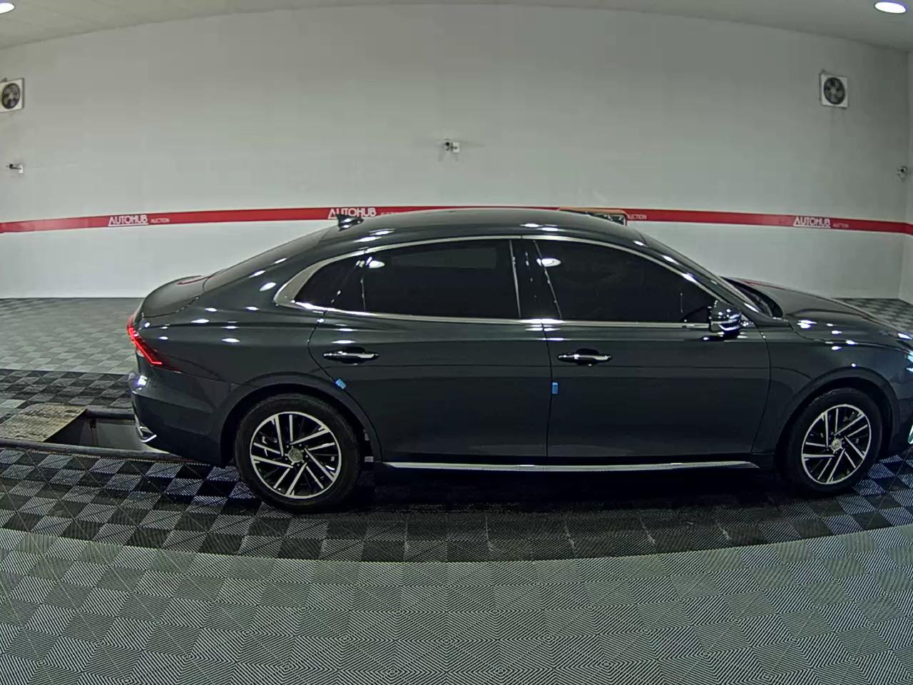 2022 - hyundai grandeur