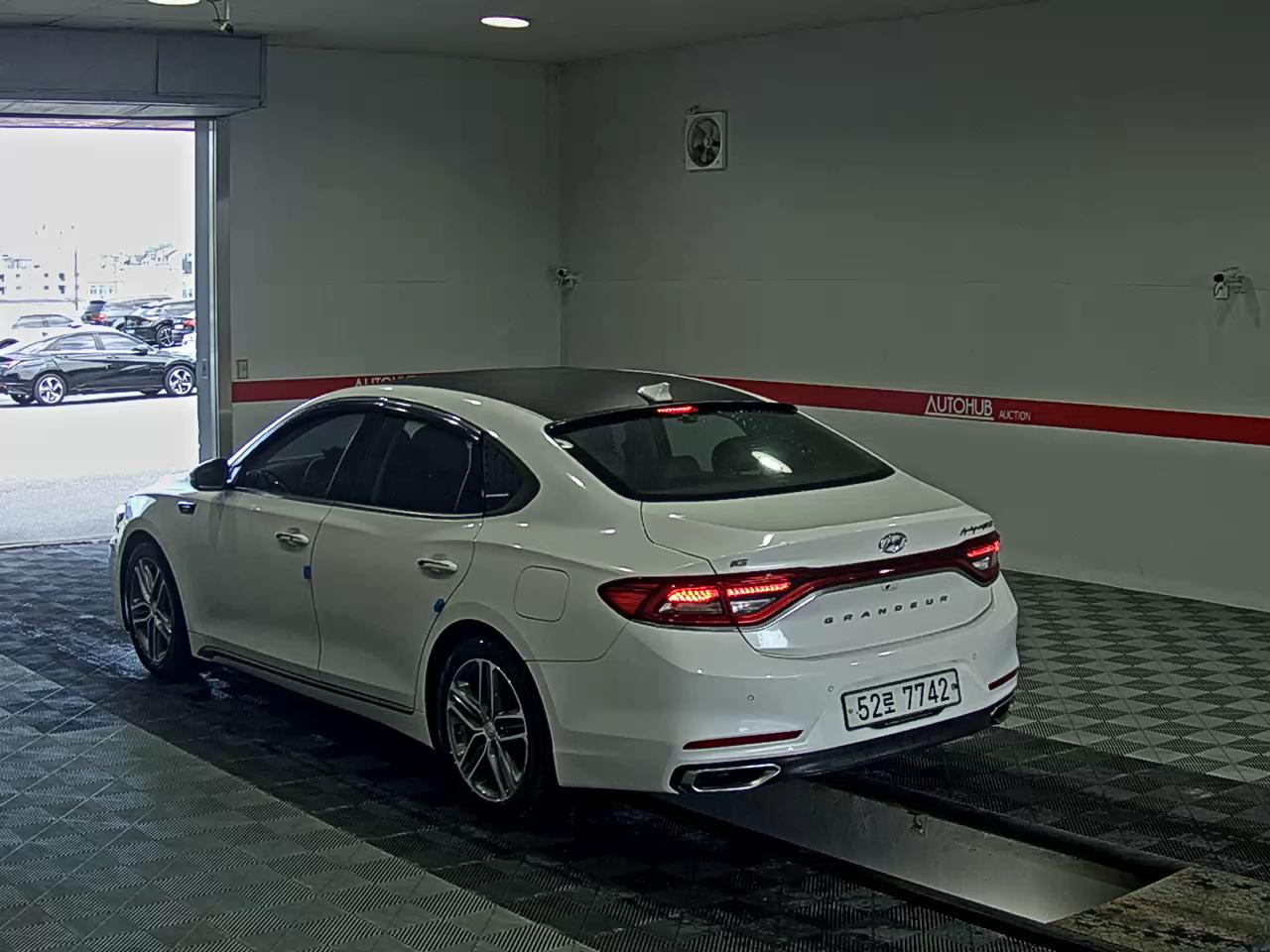 2019 - hyundai grandeur