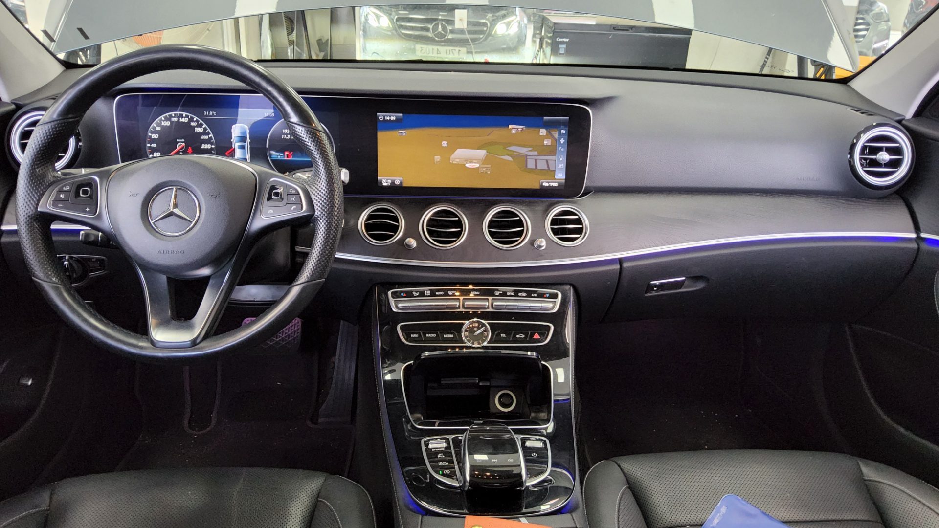 2017 - mercedes-benz e300