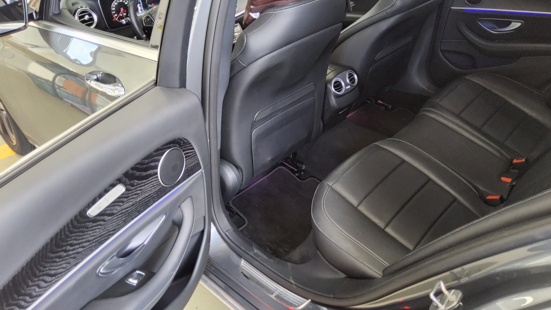 2017 - mercedes-benz e300