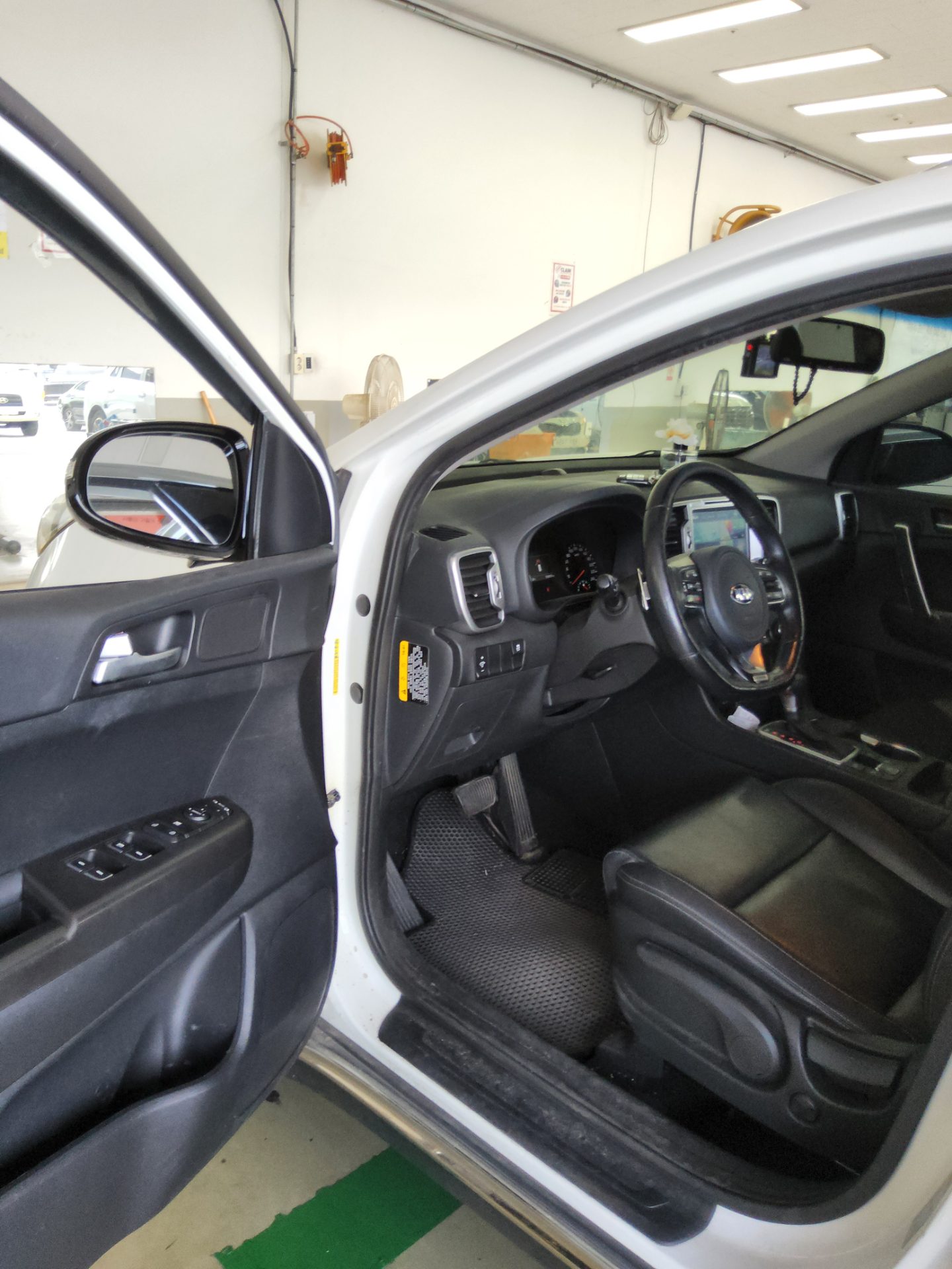 2016 - kia sportage