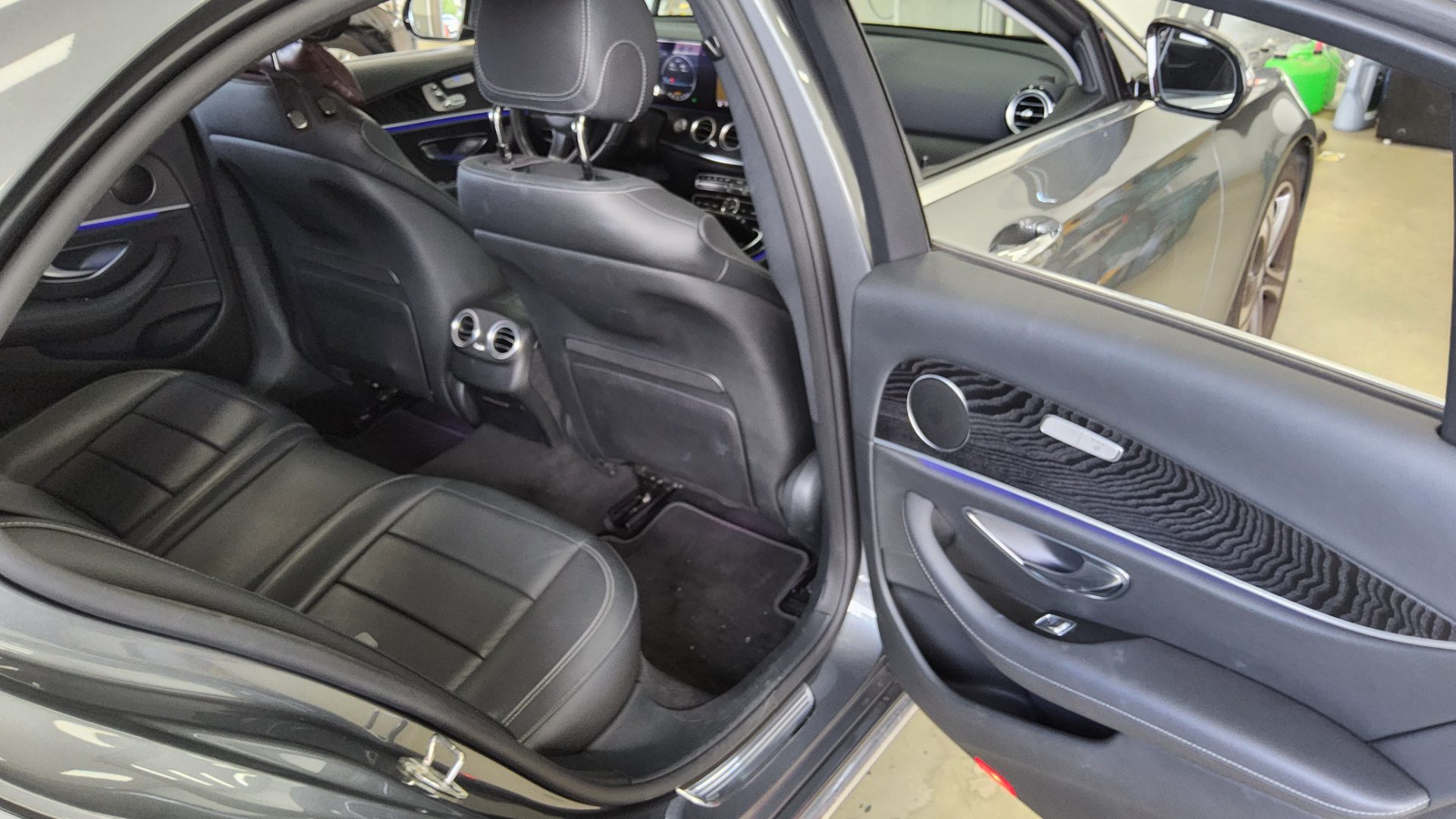 2017 - mercedes-benz e300