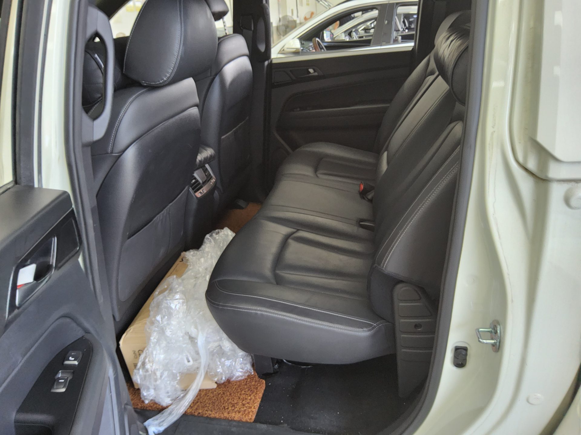 2021 - ssangyong rexton