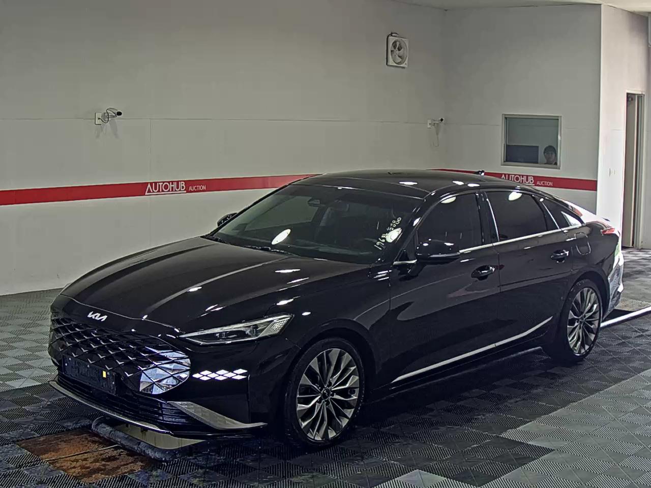 2022 - kia k8
