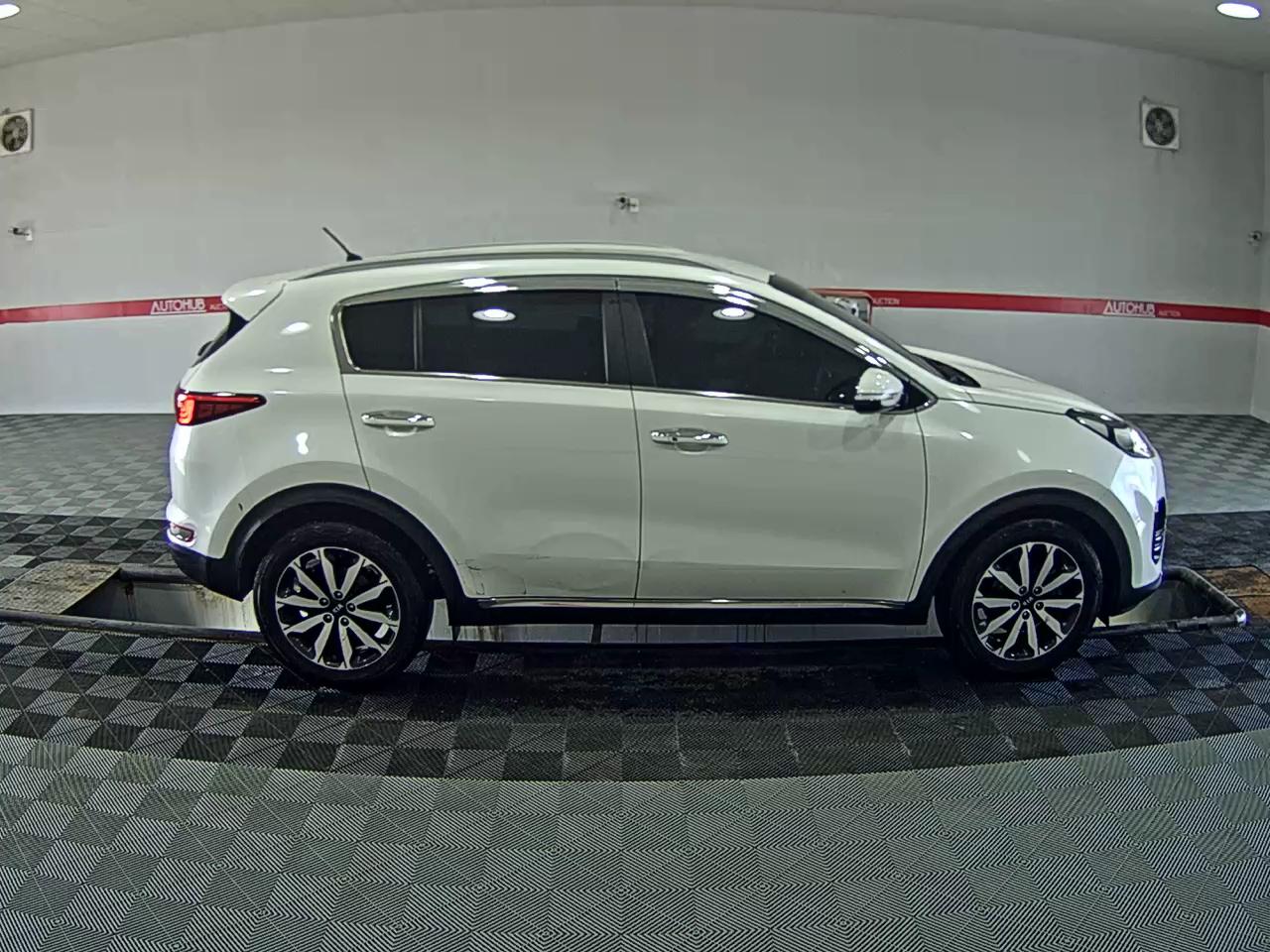 2016 - kia sportage