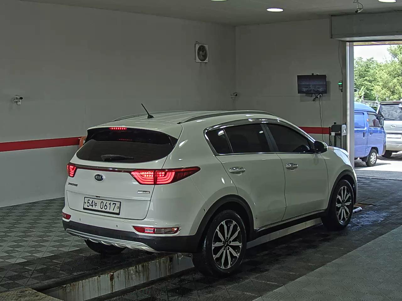 2016 - kia sportage