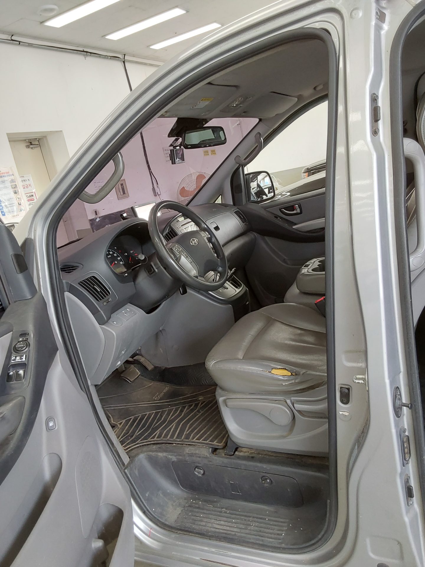 2015 - hyundai grand starex