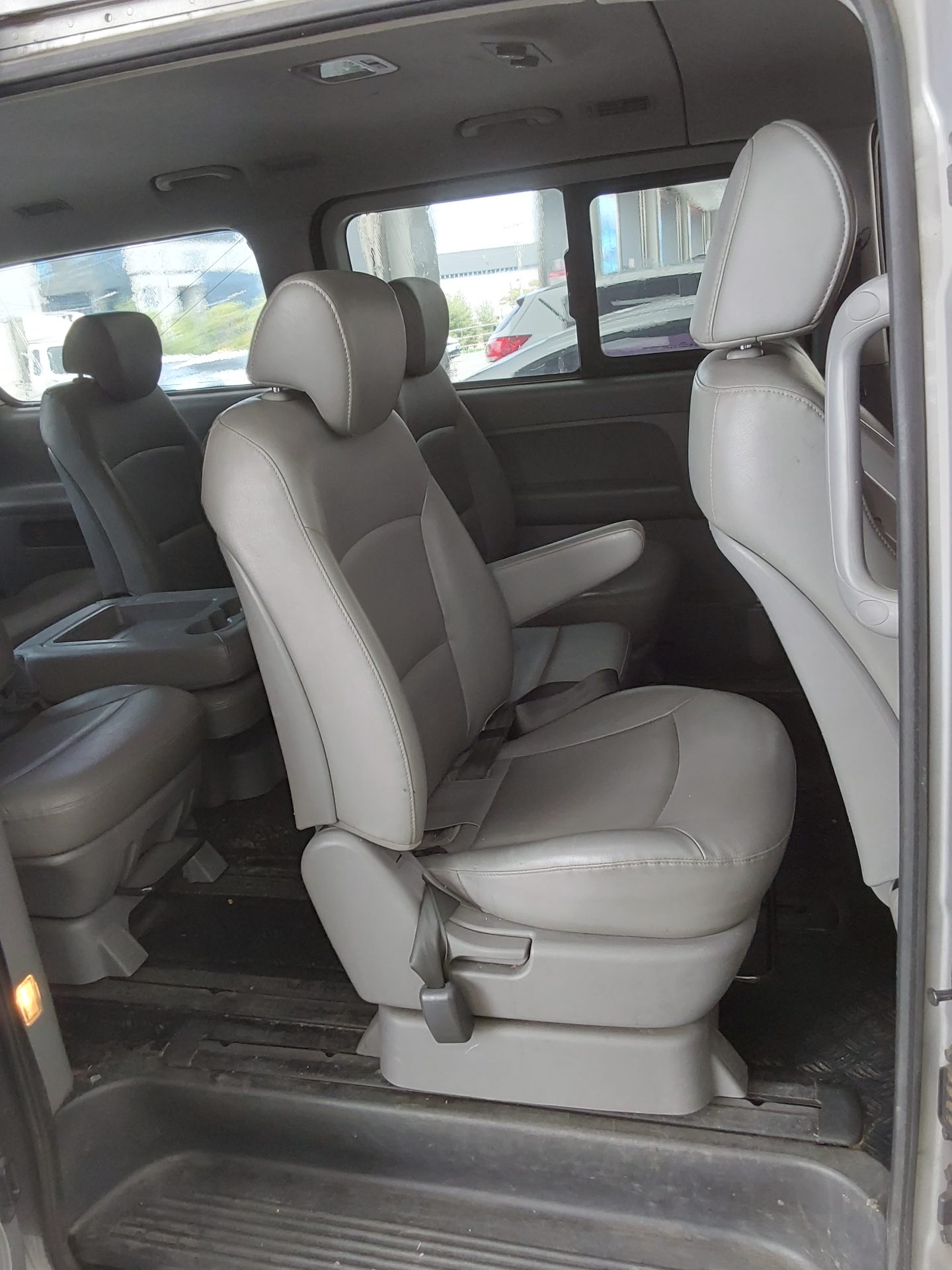 2015 - hyundai grand starex