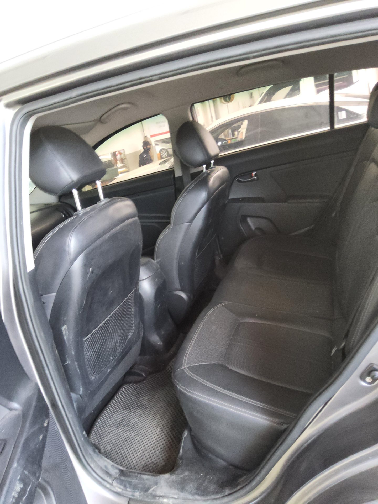 2011 - kia sportage