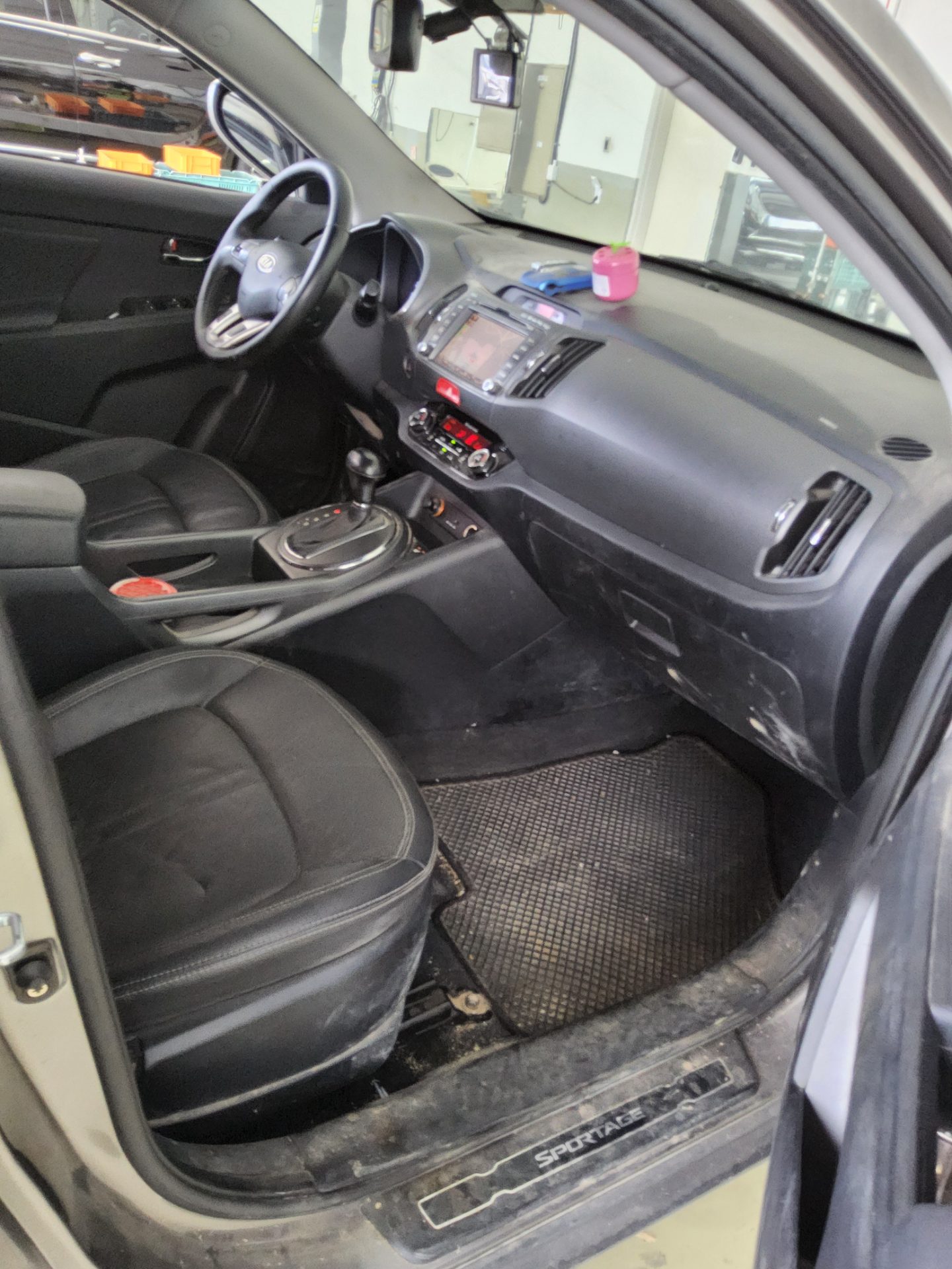 2011 - kia sportage